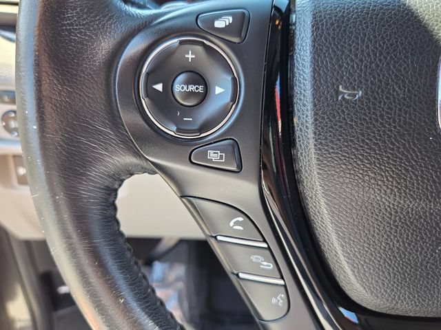 Used 2018 Honda Pilot Touring image 30