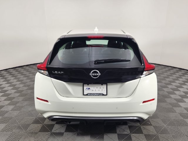 Used 2025 Nissan Leaf S FWD image 4