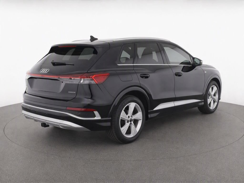 Used 2024 Audi Q4 e-tron Premium Plus w/ Premium Plus AWD/4WD image 8