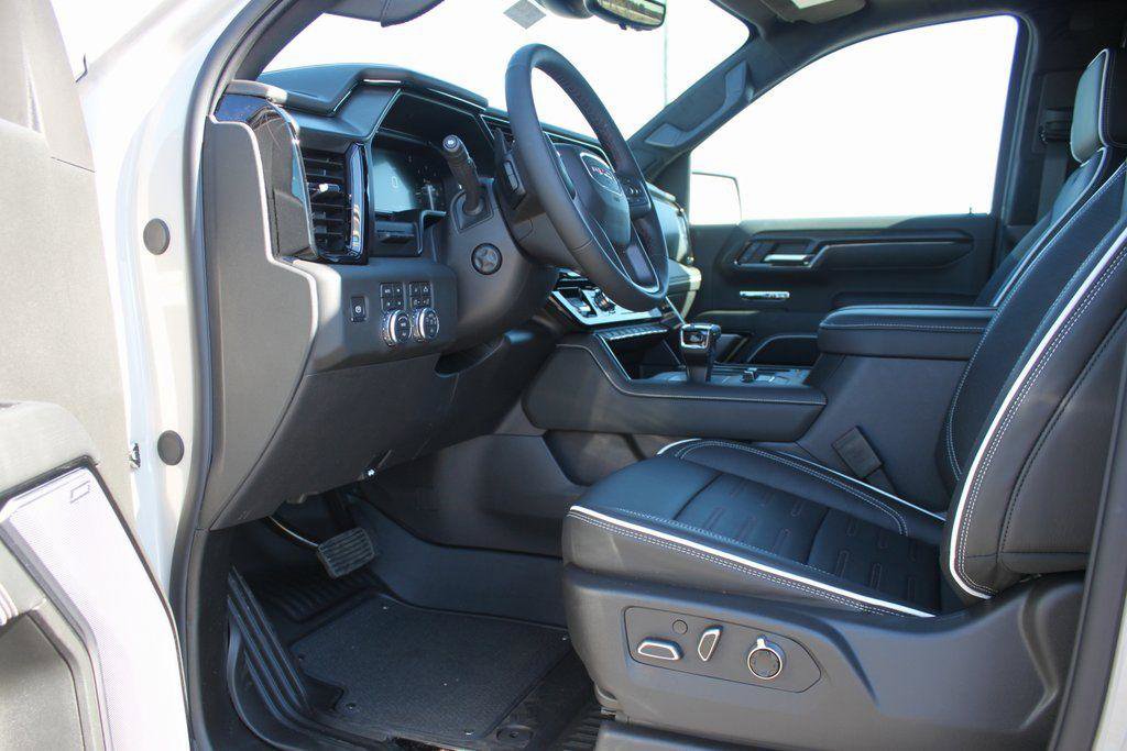New 2026 GMC Sierra 1500 AT4X image 13