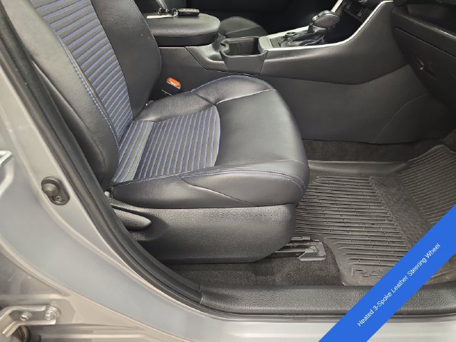 Used 2022 Toyota RAV4 XSE AWD/4WD image 11