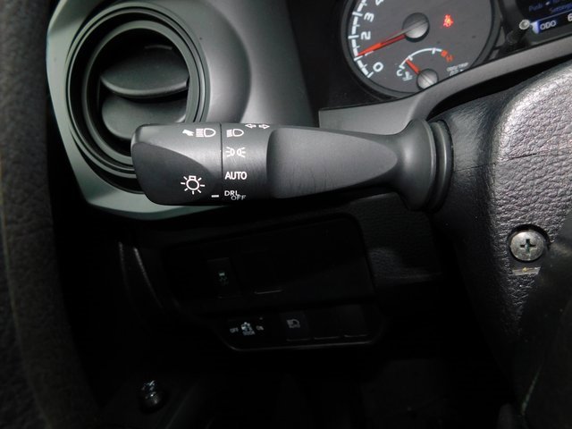 Used 2021 Toyota Tacoma SR image 29