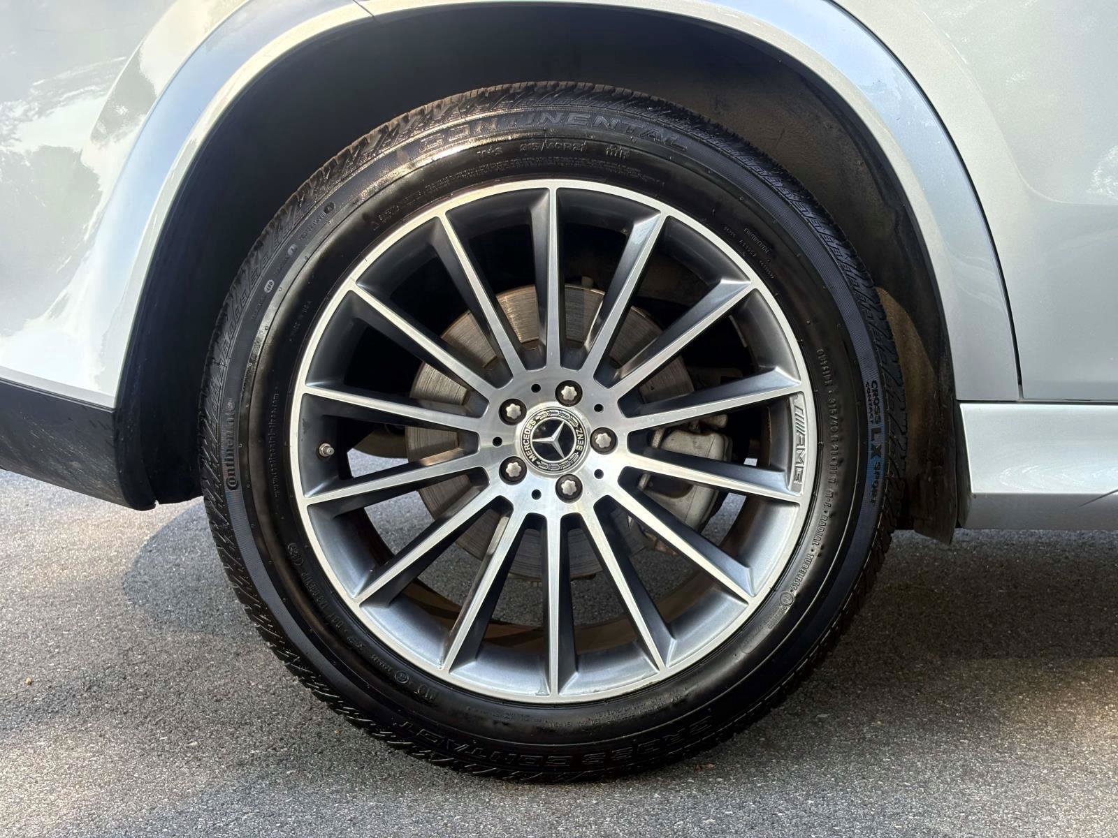 Used 2024 Mercedes-Benz GLE 450 4MATIC image 32