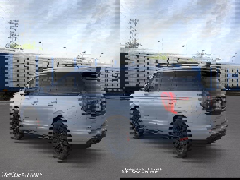 New 2025 Ford Expedition Platinum w/ Stealth Performance Package image 27