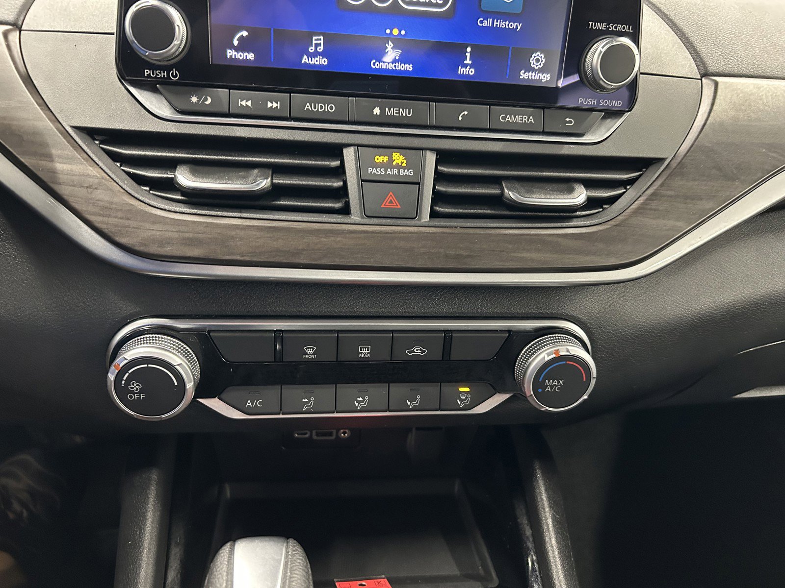 Used 2024 Nissan Altima 2.5 SV image 31