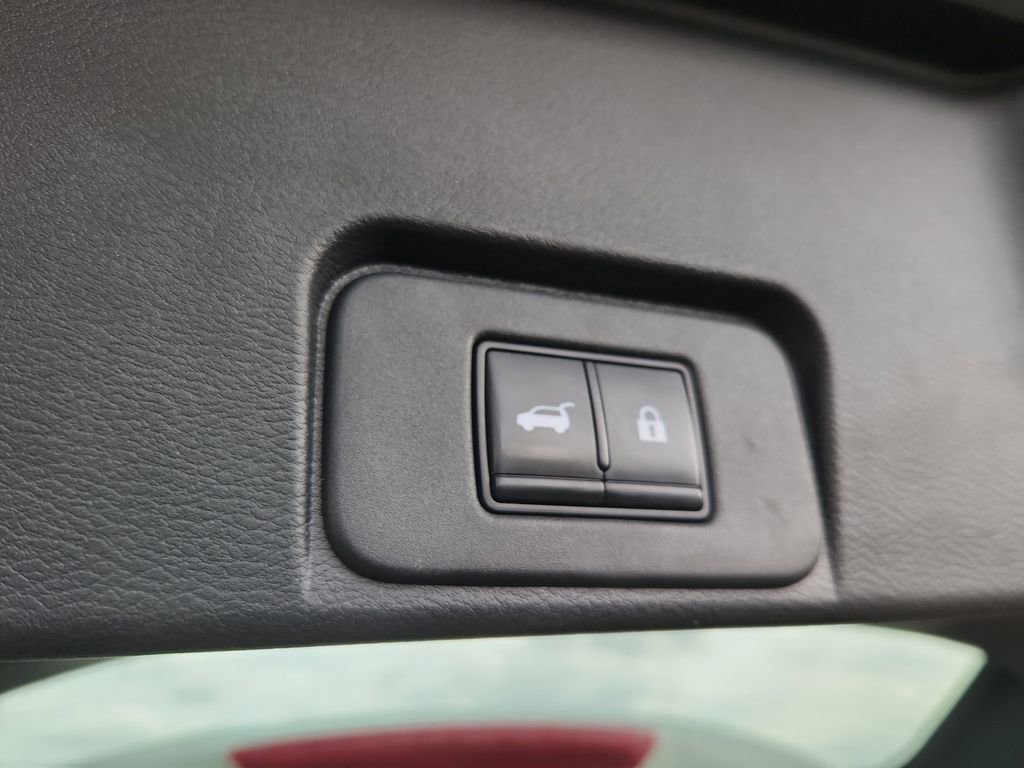 Used 2021 Nissan Rogue Platinum AWD/4WD image 13