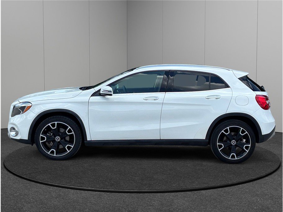 Used 2019 Mercedes-Benz GLA 250 GLA 250 Sport Utility 4D image 5