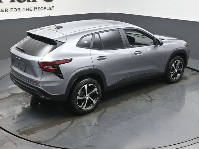 New 2026 Chevrolet Trax RS w/ Sunroof Package FWD image 18