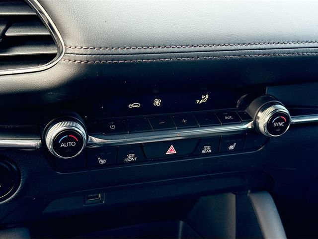 Used 2019 MAZDA MAZDA3 AWD Hatchback w/ Preferred Pkg image 17