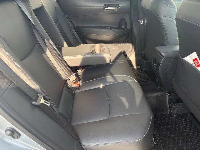 Used 2023 Toyota Corolla Cross XLE AWD/4WD image 18