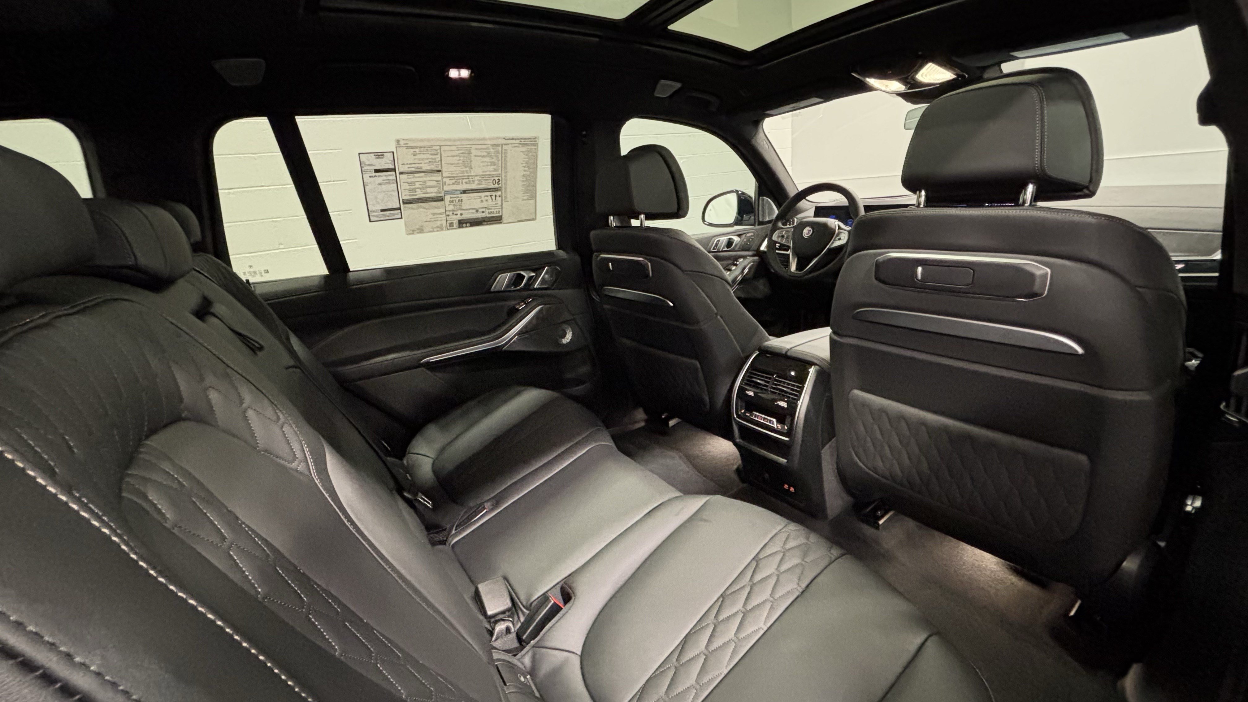 New 2026 BMW ALPINA XB7 AWD/4WD image 28