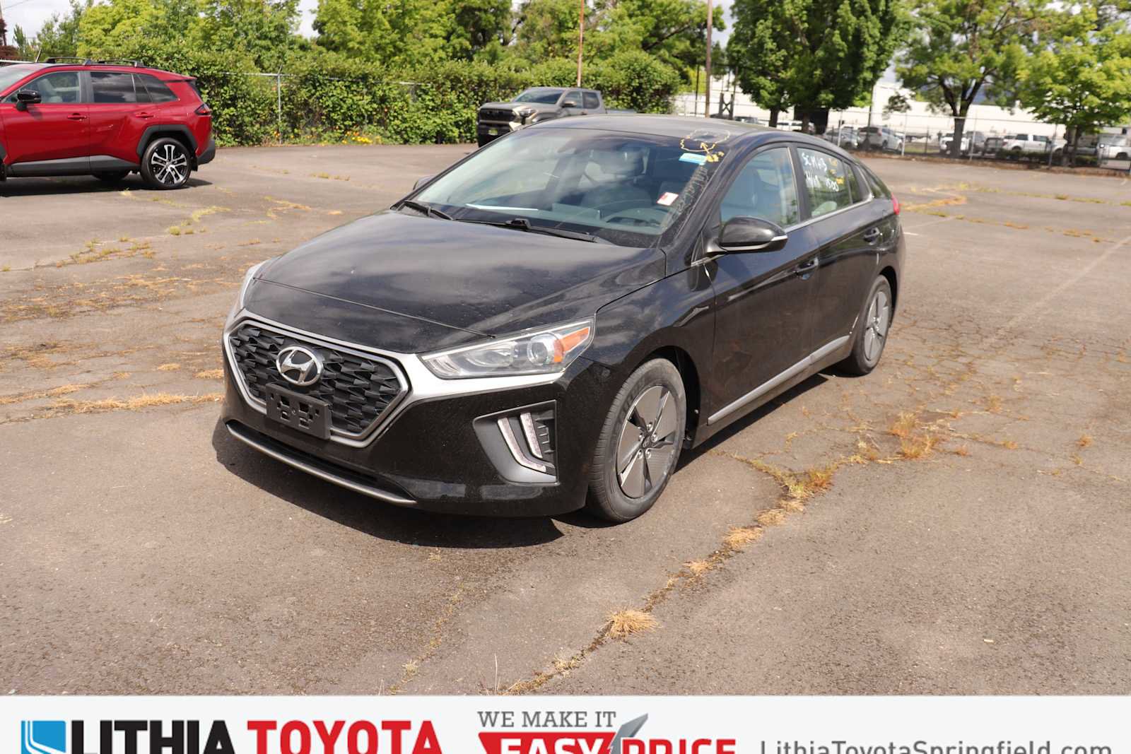 Used 2022 Hyundai Ioniq SE FWD image 1