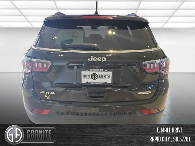 Used 2024 Jeep Compass Latitude AWD/4WD image 5
