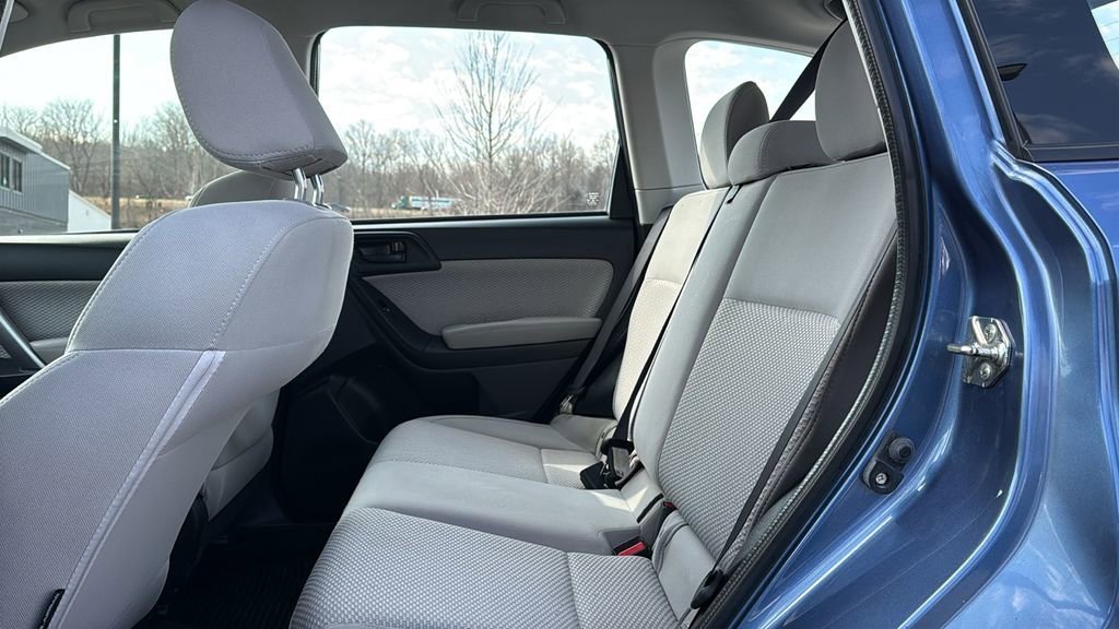 Used 2017 Subaru Forester 2.5i w/ Alloy Wheel Package AWD/4WD image 23