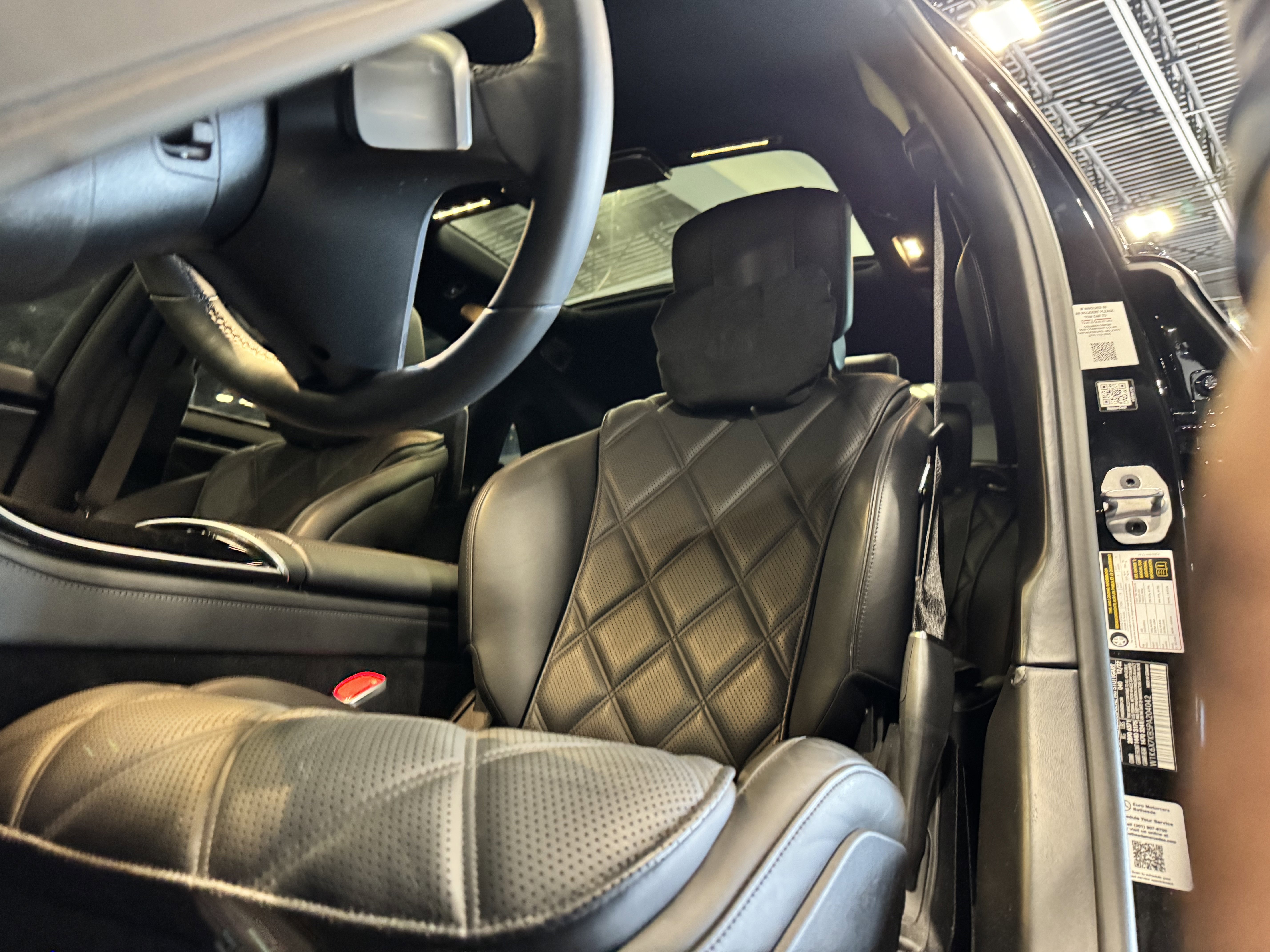 Used 2023 Mercedes-Benz Maybach S 680 Maybach S 680 w/ Manufaktur Leather Package image 9