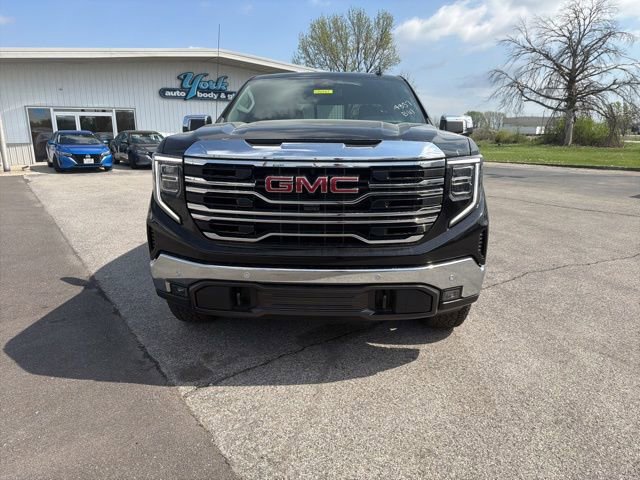 New 2026 GMC Sierra 1500 SLT w/ SLT Premium Plus Package AWD/4WD image 3
