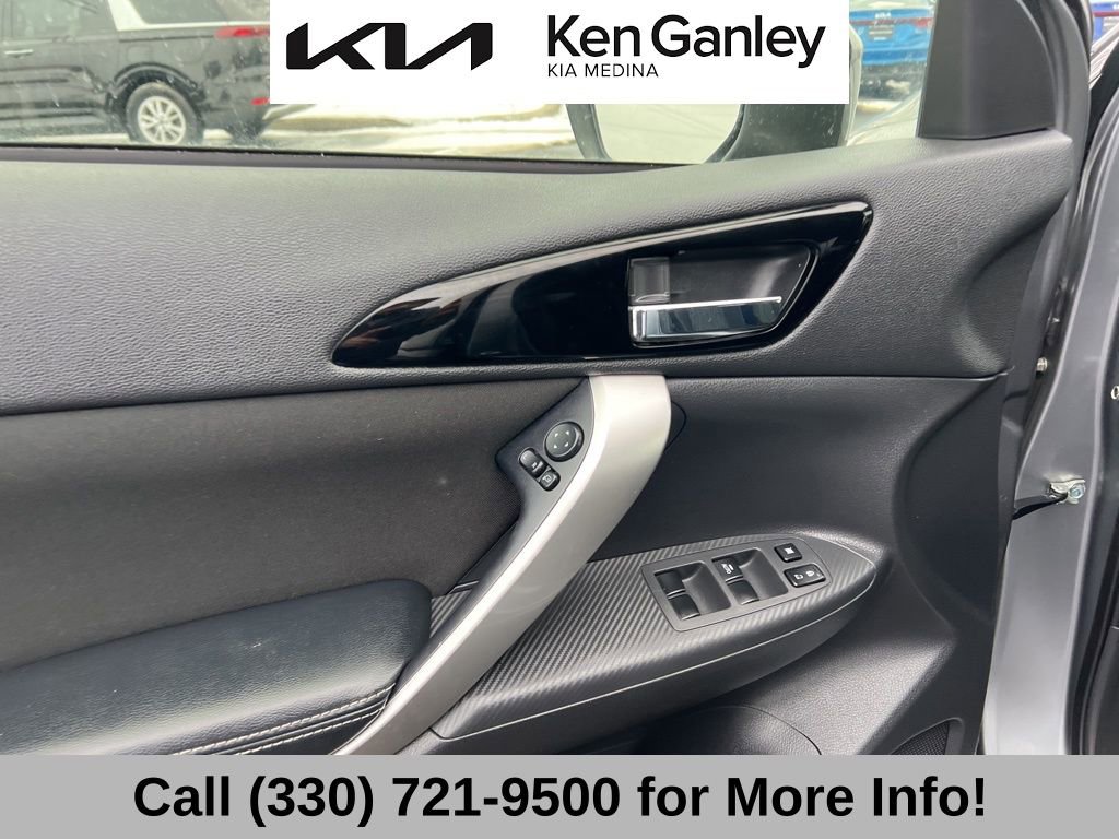 Used 2018 Mitsubishi Eclipse Cross SE image 26