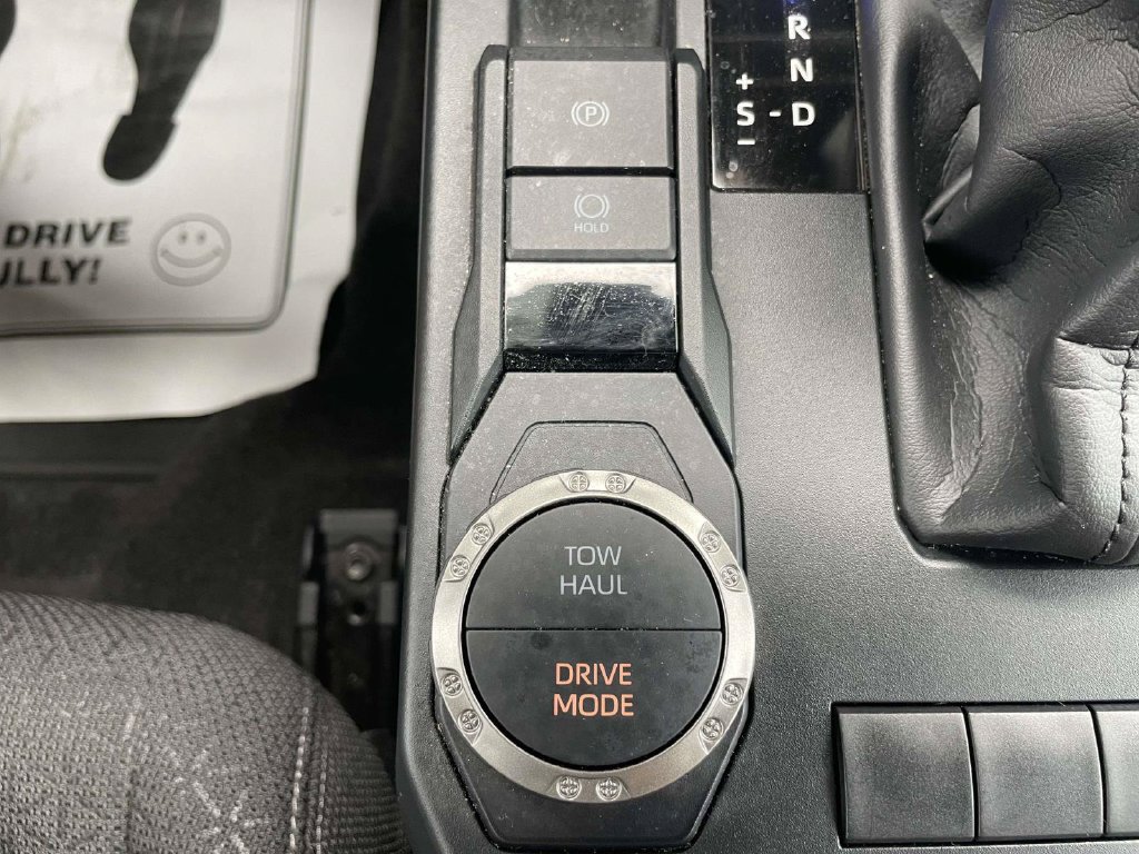 Used 2025 Toyota 4Runner SR5 RWD image 22