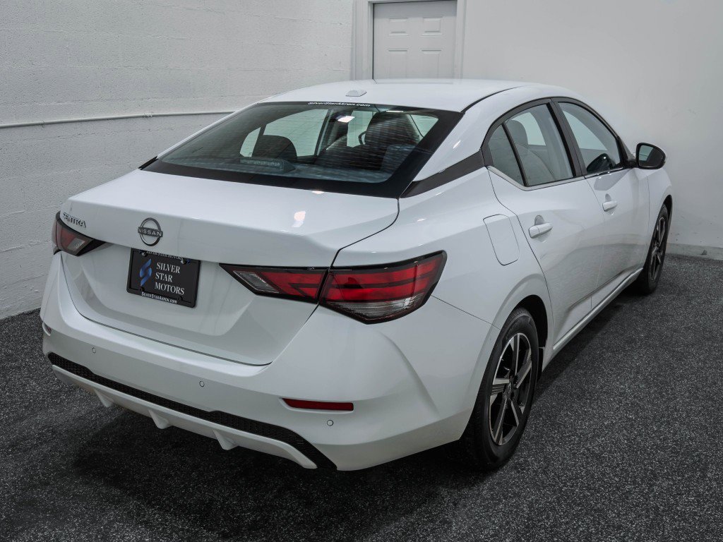 Used 2025 Nissan Sentra SV image 8