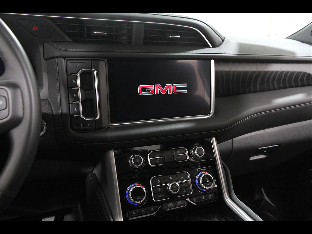 Used 2024 GMC Yukon Denali w/ Max Trailering Package AWD/4WD image 10