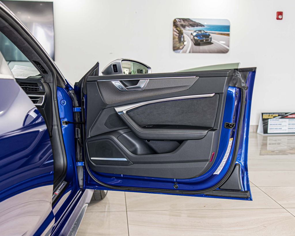 Used 2022 Audi RS 7 Sportback w/ RS 7 Executive Package image 42