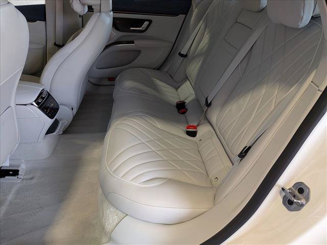 Certified 2022 Mercedes-Benz EQS 580 4MATIC Sedan image 20
