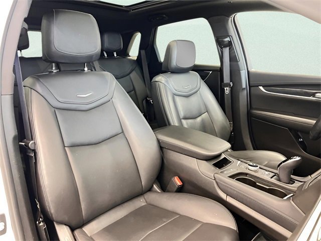 Certified 2022 Cadillac XT5 Premium Luxury image 17