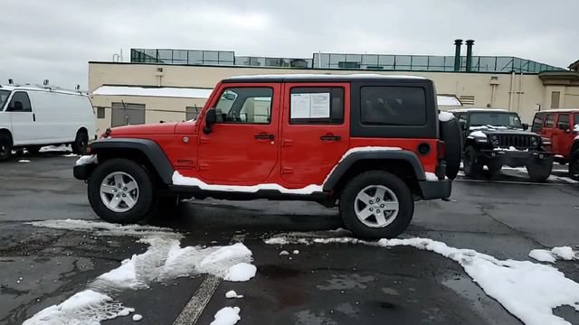 Used 2015 Jeep Wrangler Unlimited Sport w/ Quick Order Package 24S AWD/4WD image 3
