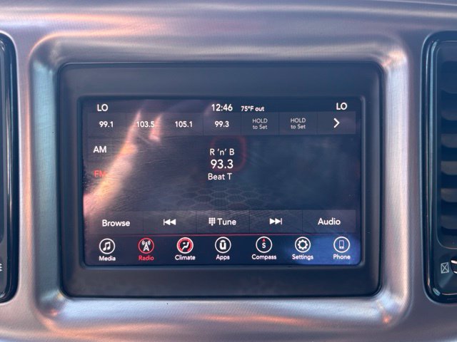 Used 2019 Dodge Challenger SXT RWD image 31