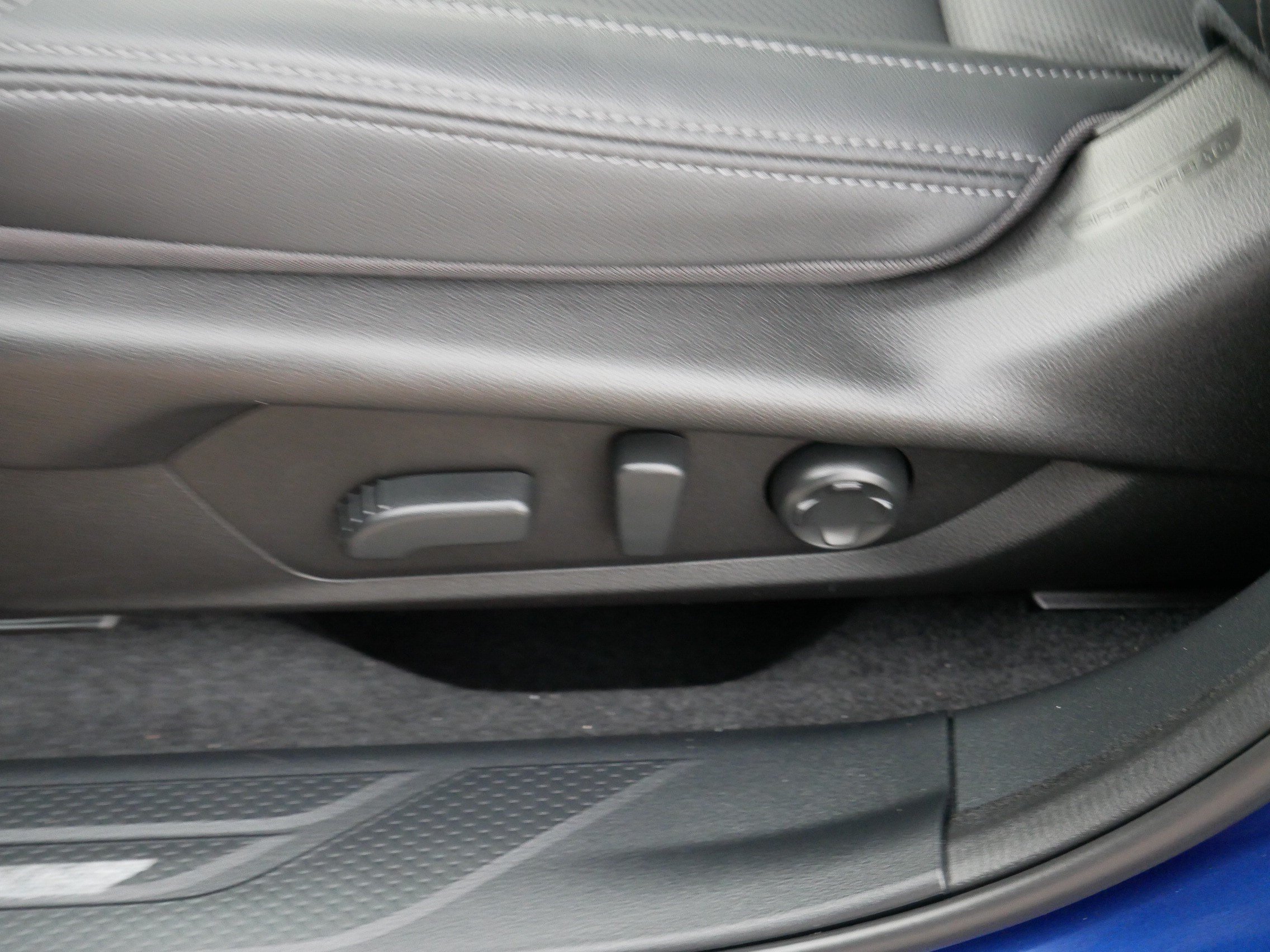 Used 2026 Subaru Outback Touring AWD/4WD image 19
