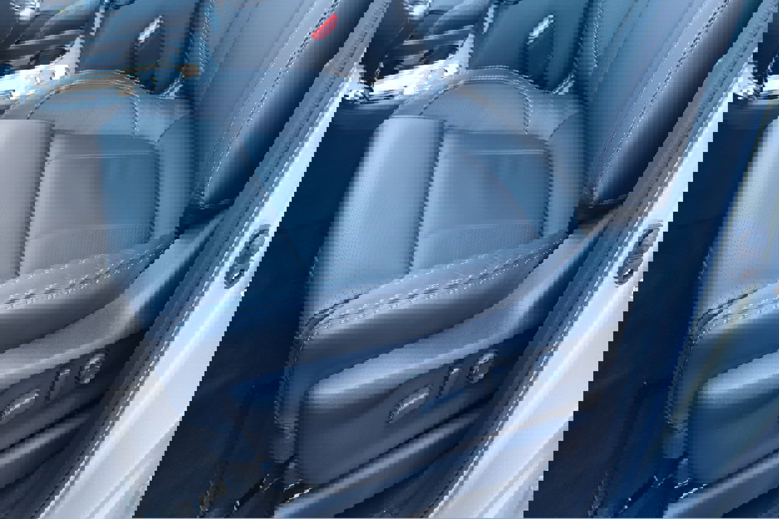 New 2026 Subaru Ascent Limited w/ Popular Package #2 image 10