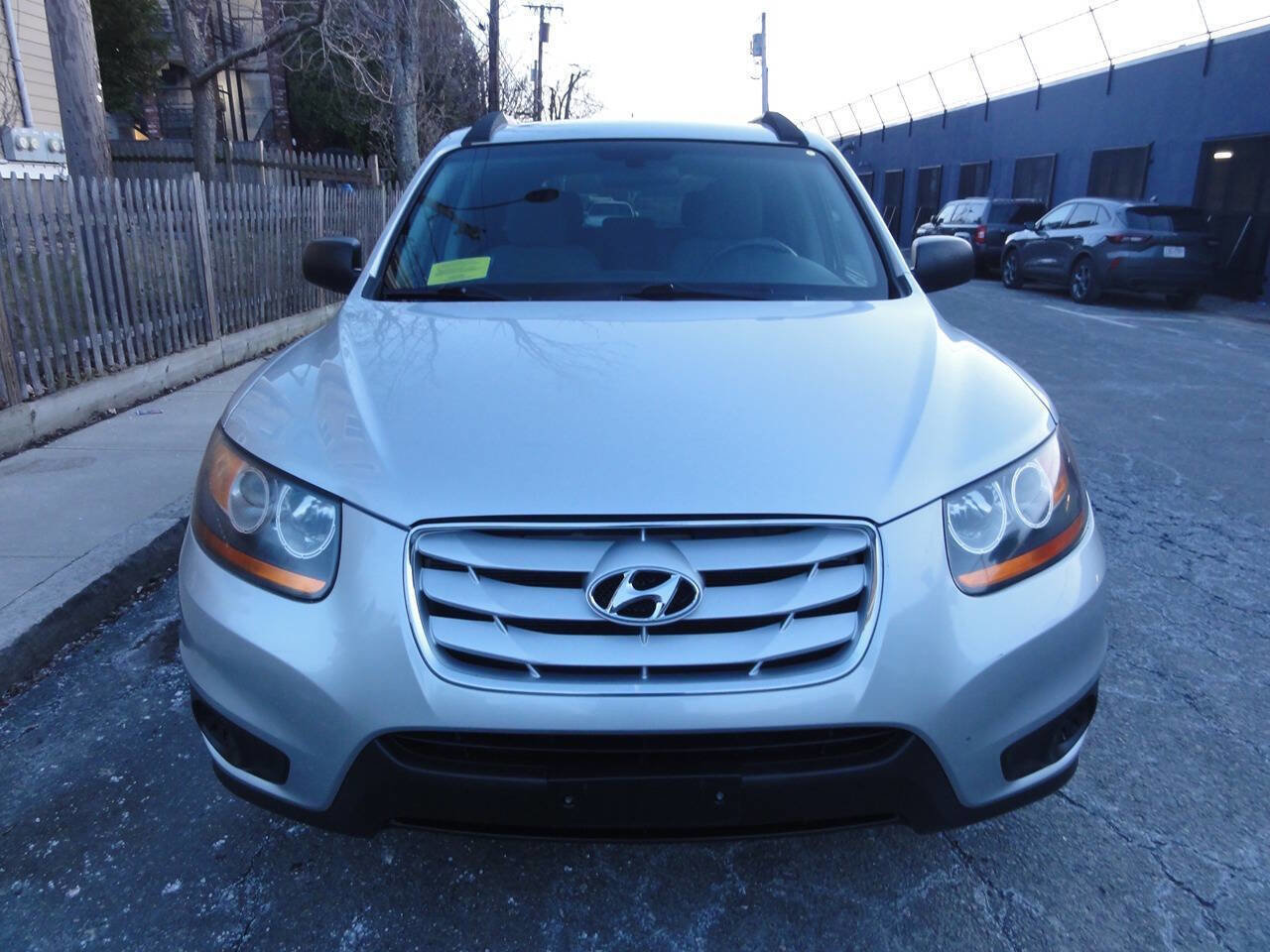 Used 2011 Hyundai Santa Fe GLS image 7