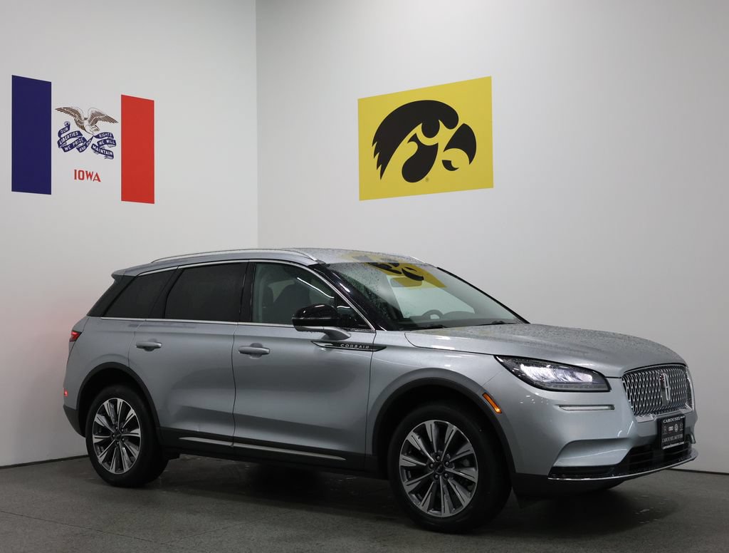 Used 2022 Lincoln Corsair Reserve AWD/4WD image 1