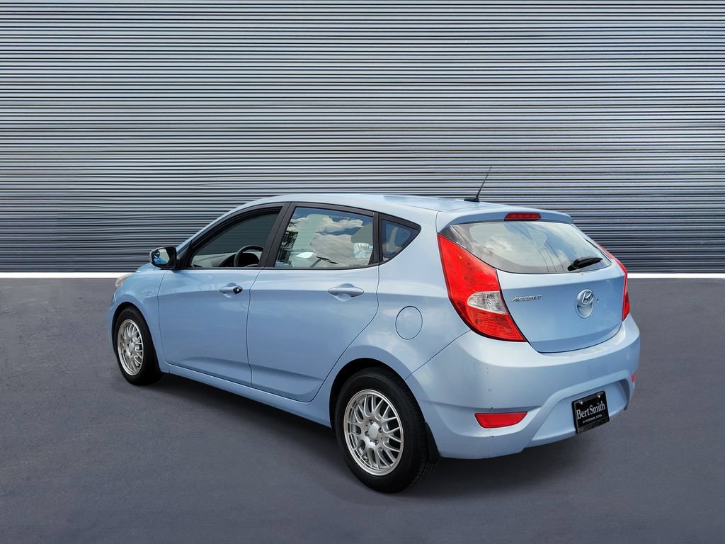Used 2013 Hyundai Accent GS FWD image 4