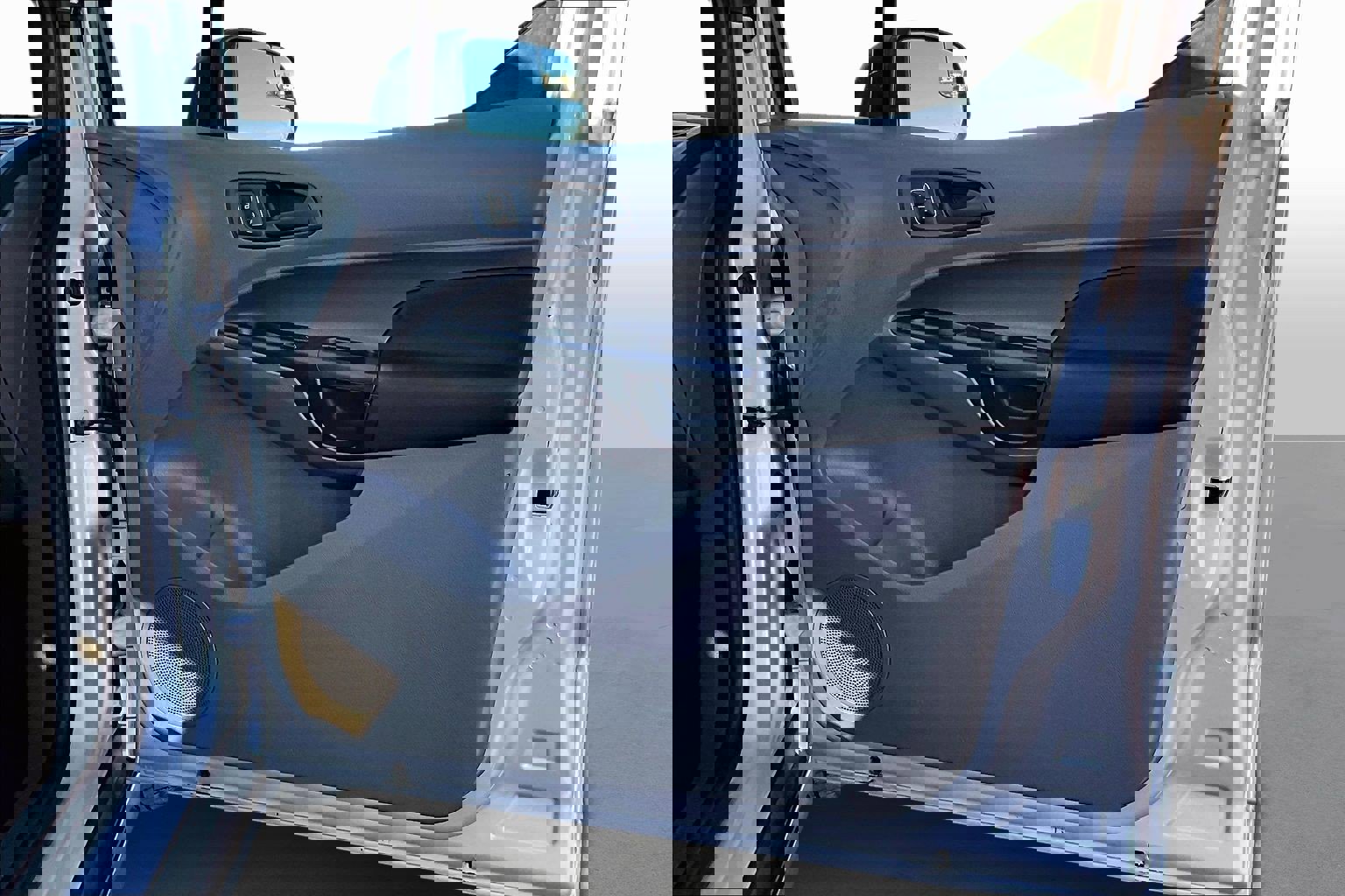 Used 2021 Ford Transit Connect XL image 17