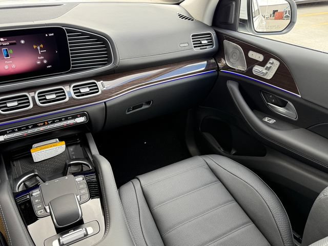 New 2025 Mercedes-Benz GLS 450 4MATIC image 34