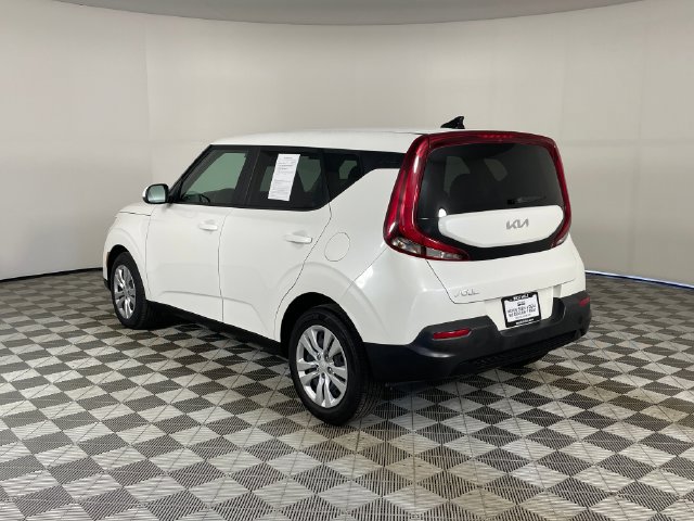 Certified 2022 Kia Soul LX FWD image 22