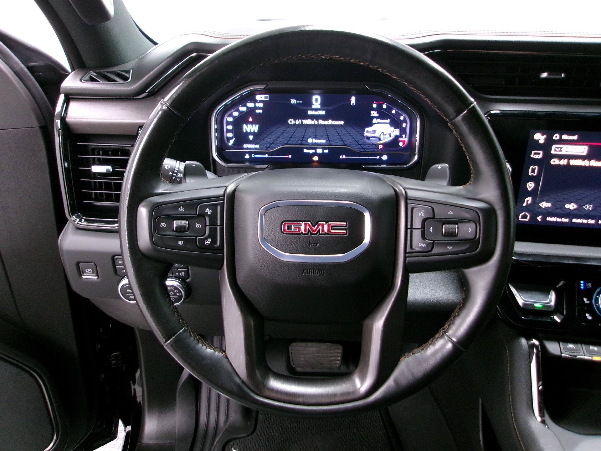 Used 2024 GMC Sierra 1500 AT4 w/ Technology Package AWD/4WD image 7