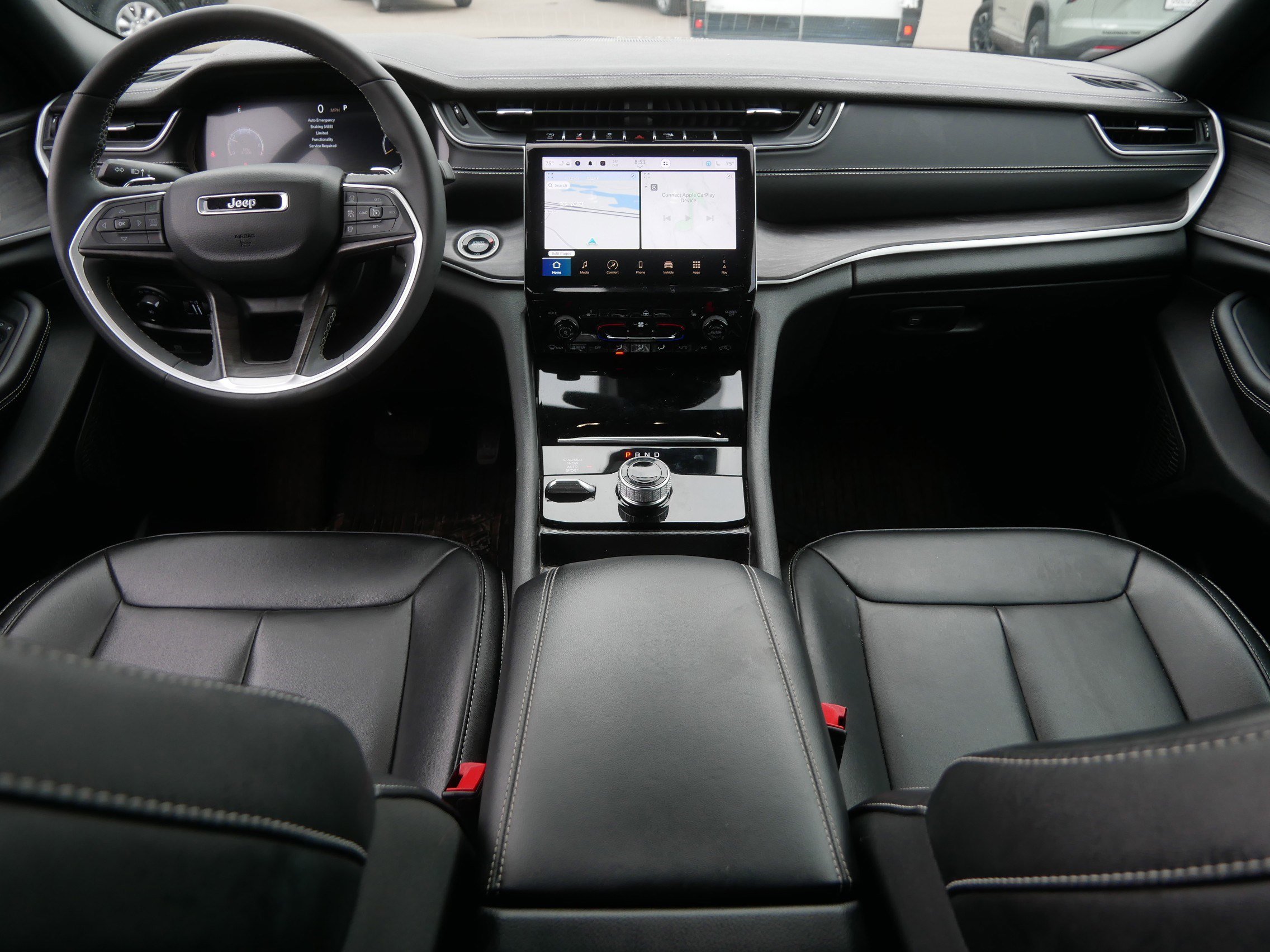 Used 2024 Jeep Grand Cherokee Limited w/ Trailer Tow Package image 10