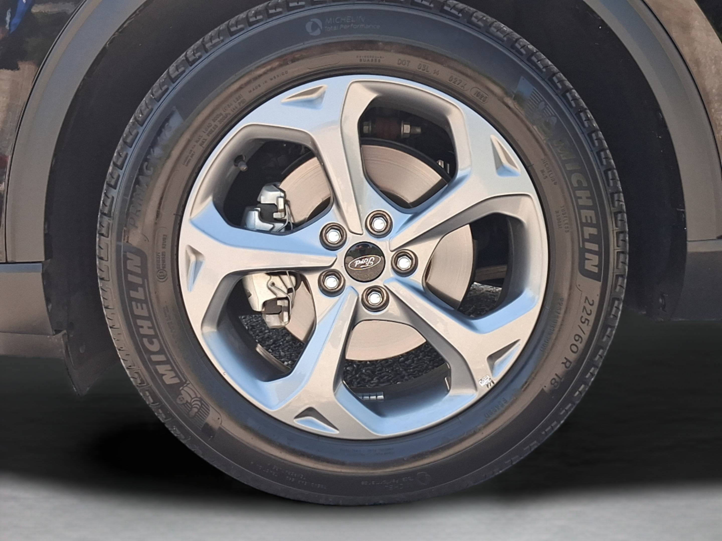 Used 2025 Ford Escape ST-Line FWD image 10