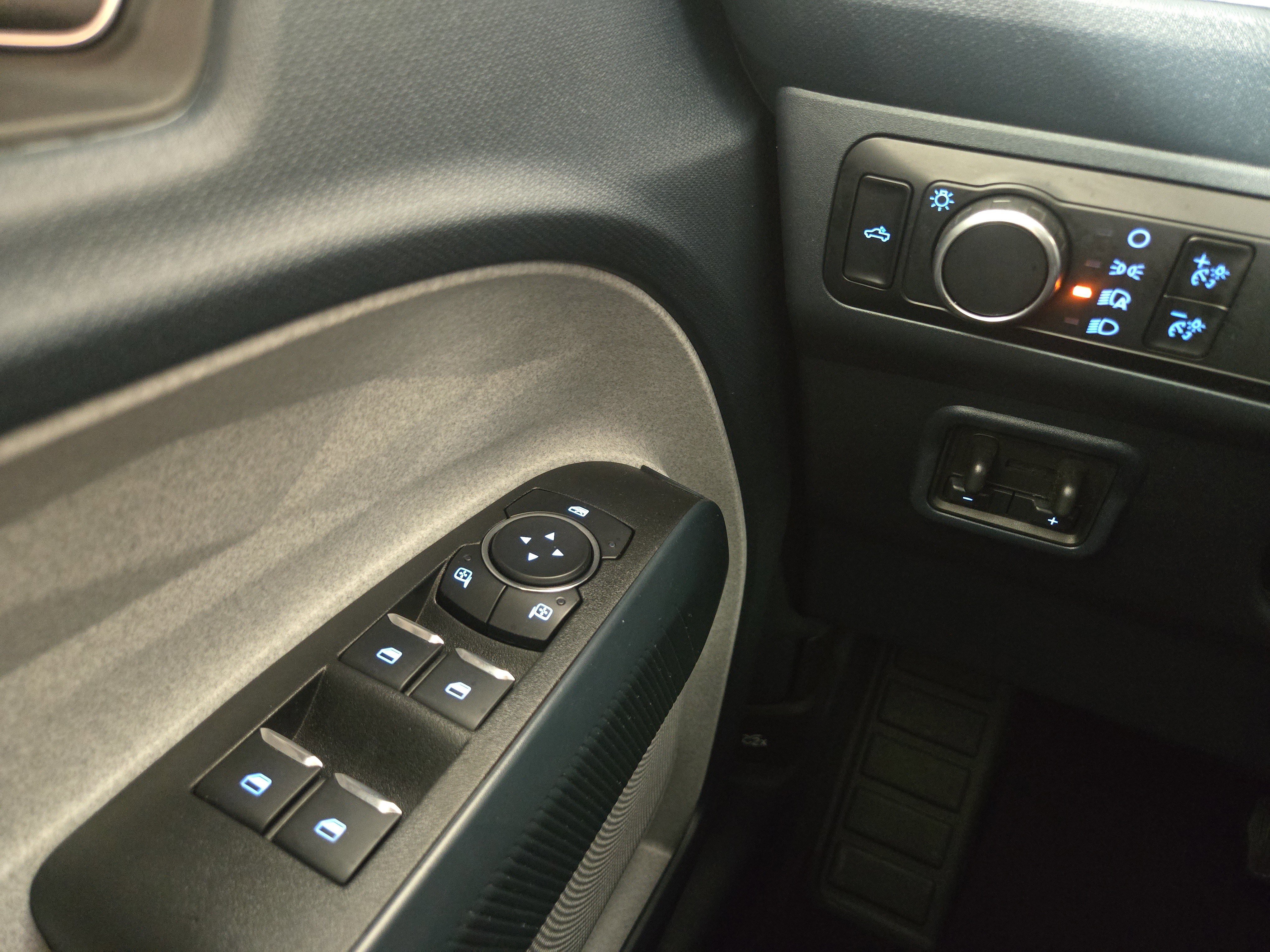 Used 2024 Ford Maverick XLT w/ XLT Luxury Package image 26