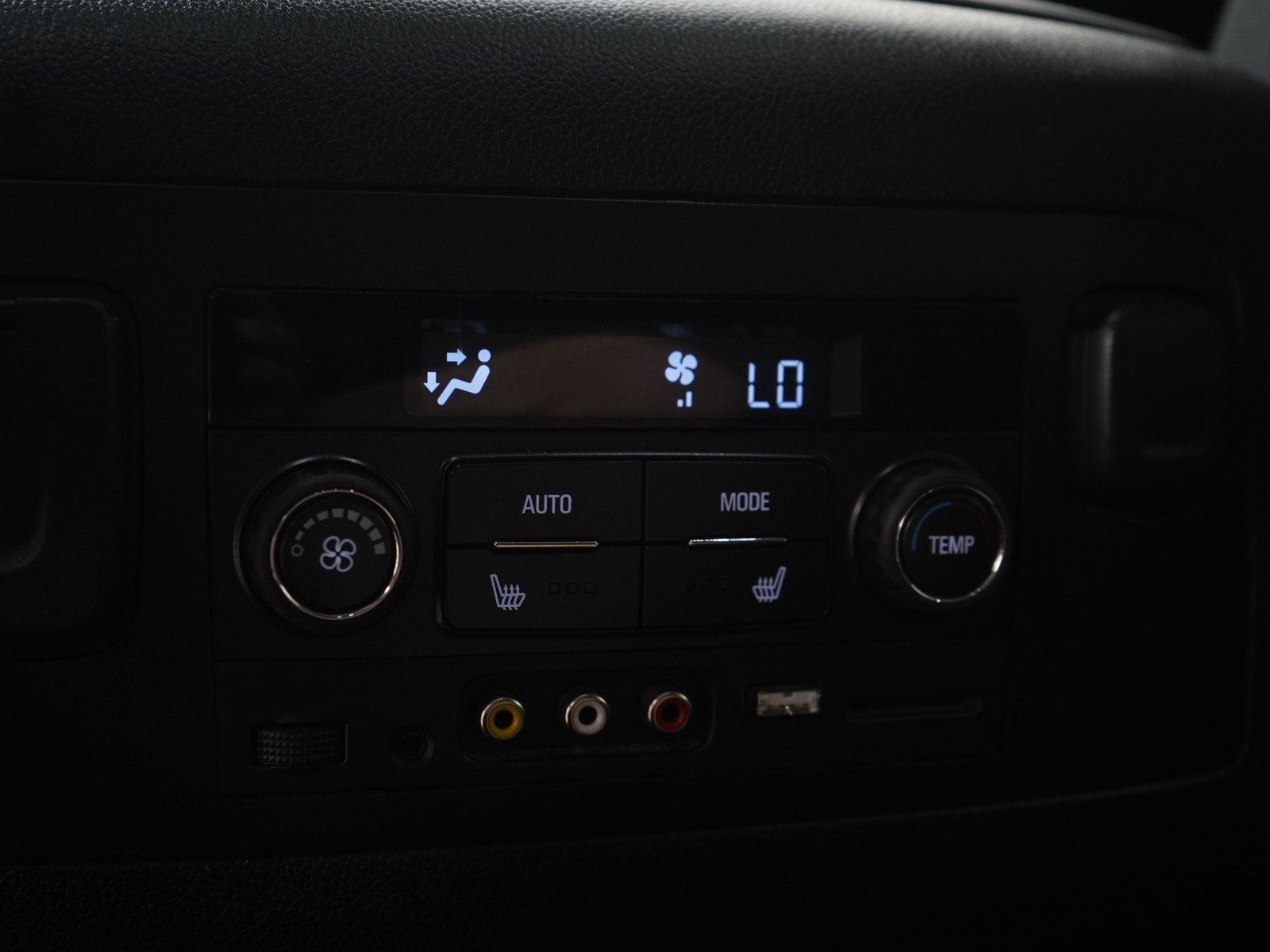 Used 2016 Chevrolet Suburban LTZ AWD/4WD image 19