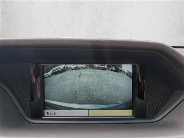Used 2010 Mercedes-Benz E 550 Sedan image 12