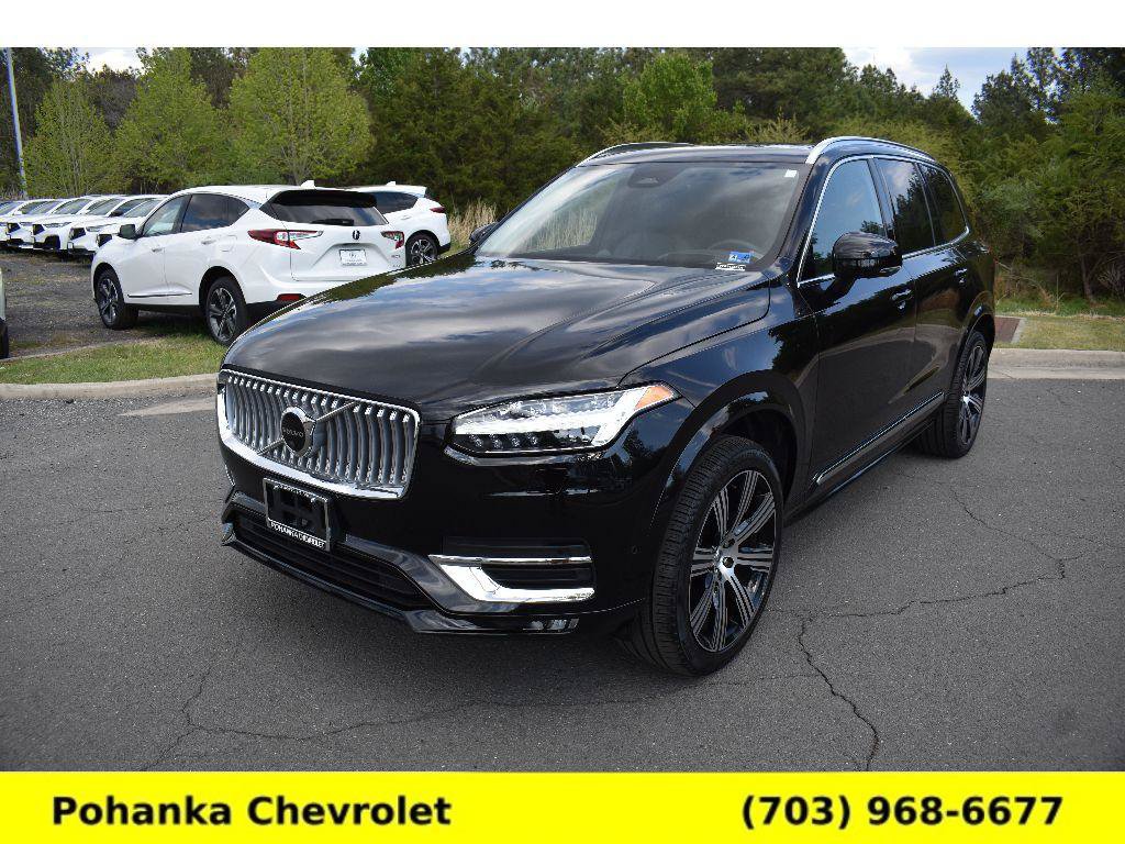 Used 2023 Volvo XC90 B6 Ultimate w/ Protection Package Premier AWD/4WD video 3