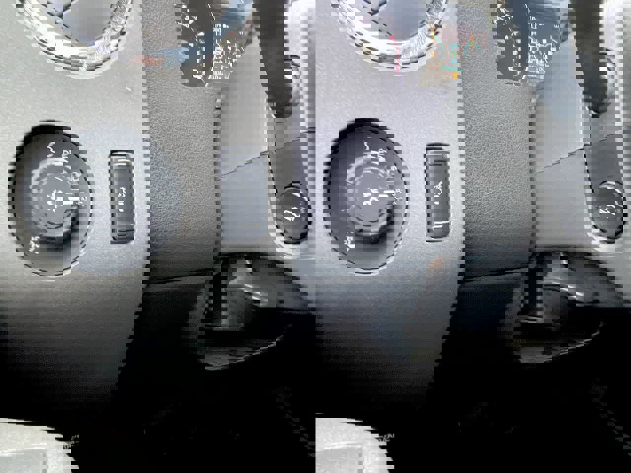 Used 2011 Ford F250 Lariat w/ Lariat Ultimate Pkg image 30