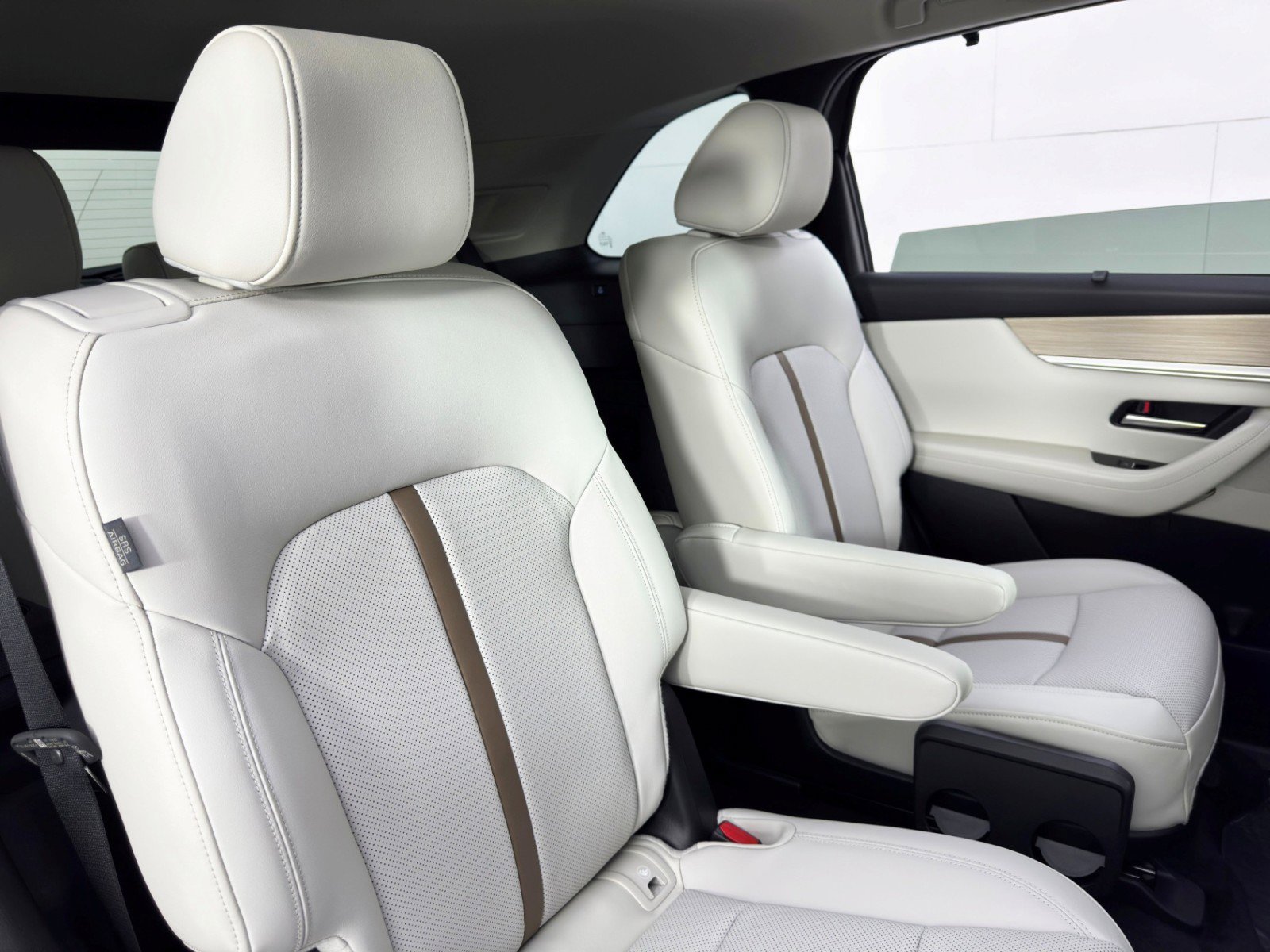 Used 2025 MAZDA CX-90 3.3 Turbo w/ Premium Plus Pkg image 39