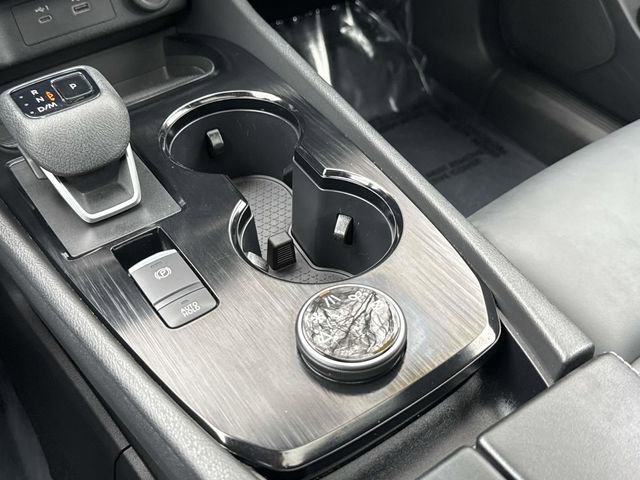 Used 2023 Nissan Rogue SV w/ SV Premium Package image 23