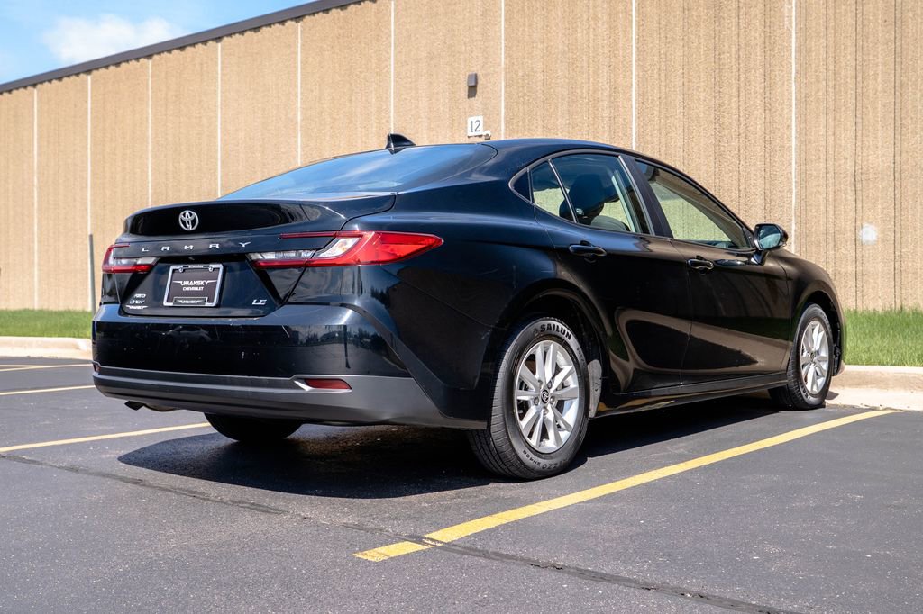 Used 2025 Toyota Camry LE w/ Convenience Package AWD/4WD image 9