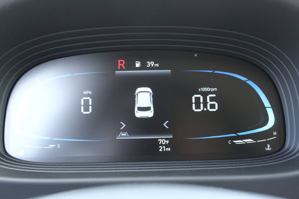 New 2026 Hyundai Venue SEL FWD image 29