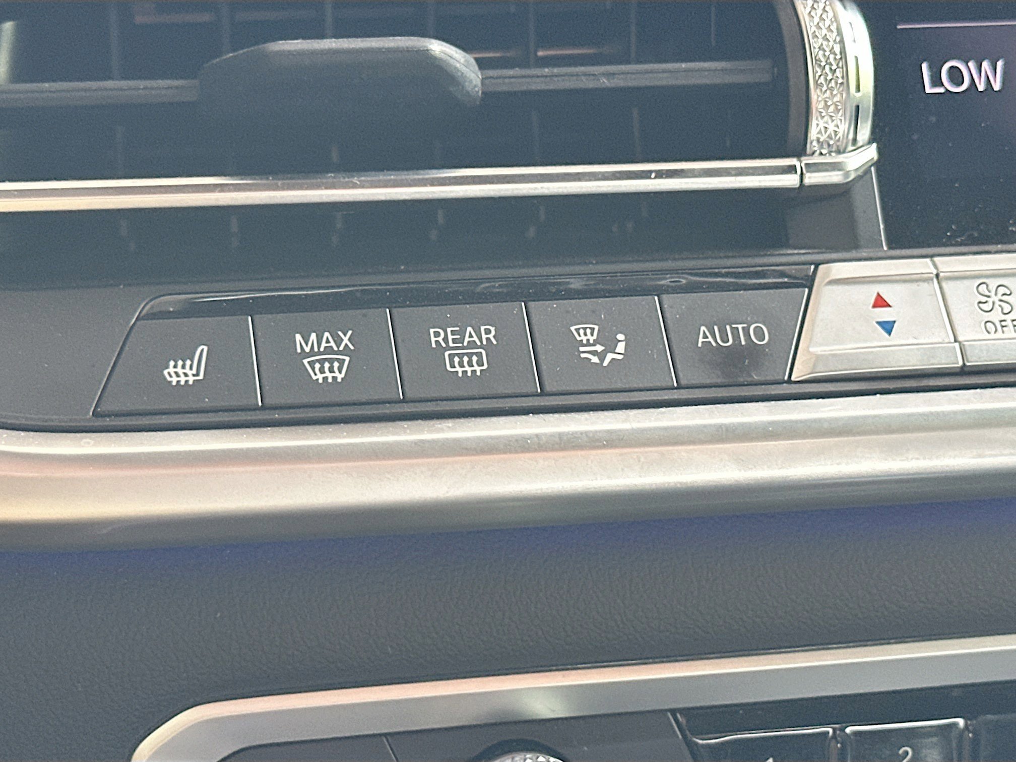 Certified 2023 BMW X5 sDrive40i w/ Executive Package RWD image 21